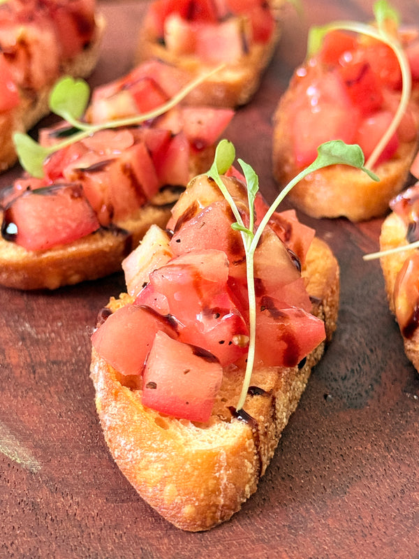Toasted Bruschetta with Balsamic Glaze